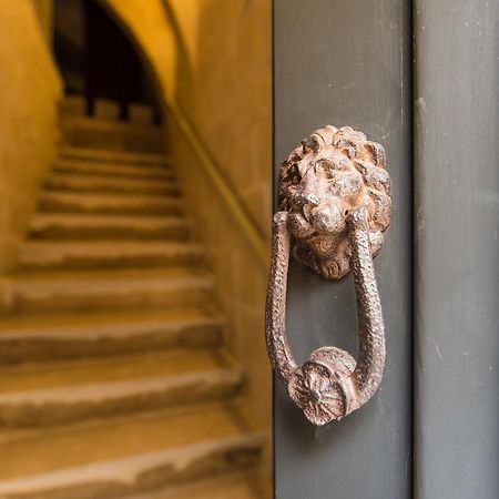 1 Bedroom Heritage Apartment Valletta Luaran gambar
