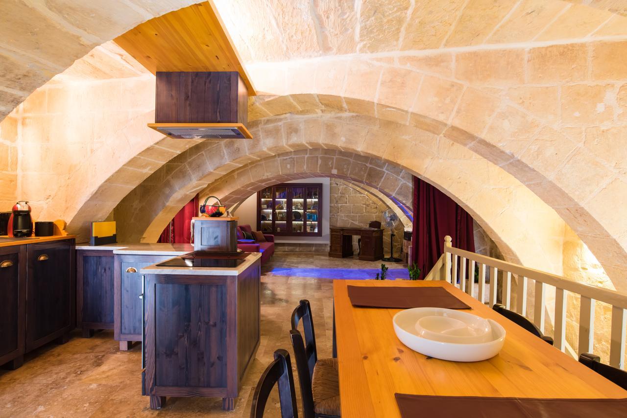 1 Bedroom Heritage Apartment Valletta Luaran gambar